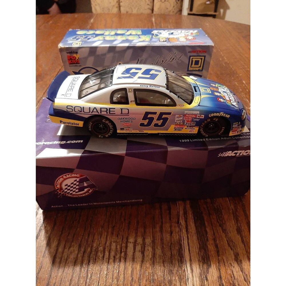 Vintage Action Collectible Kenny Wallace Square D Flyer Car Die Cast Nascar 1999